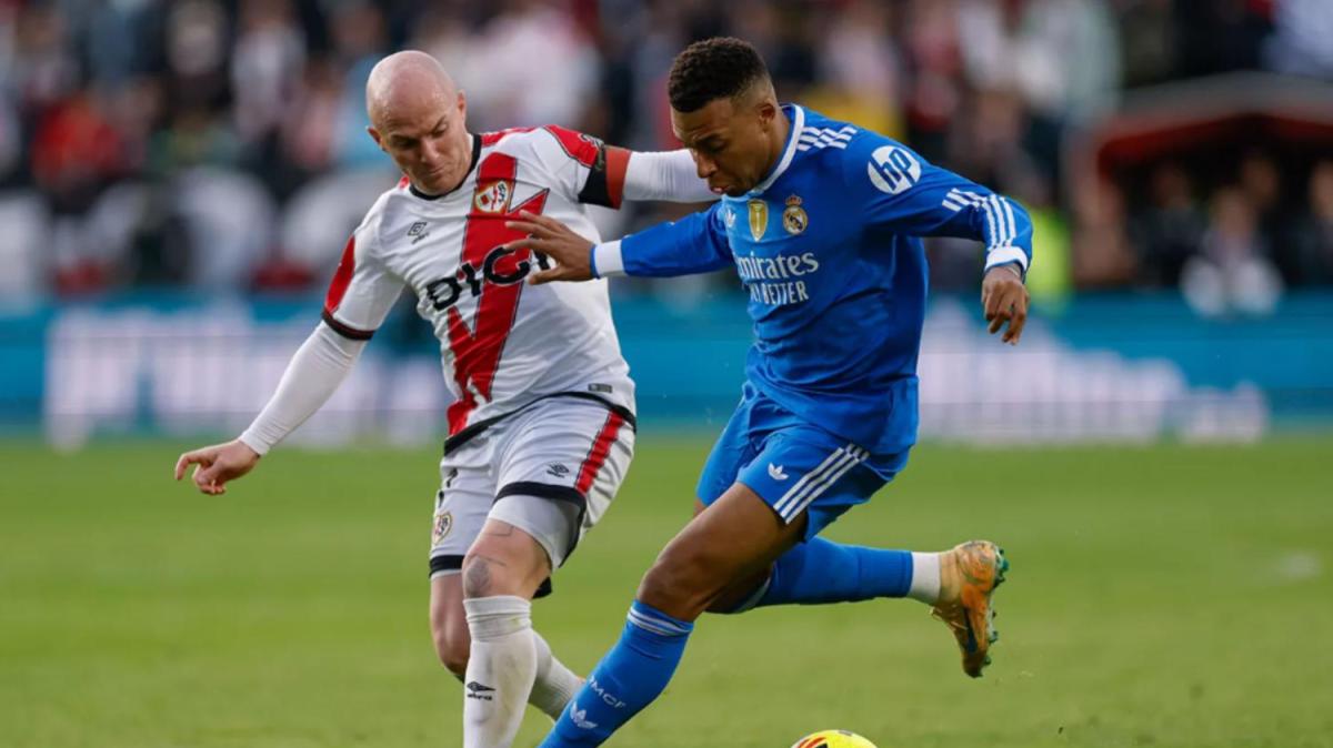 Adiós a la racha en Liga de Mbappé: desaparecido en Vallecas