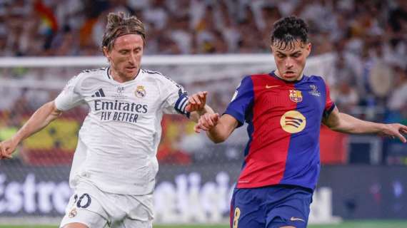 ¿Cuántas ligas tienen el Real Madrid y el Barcelona?