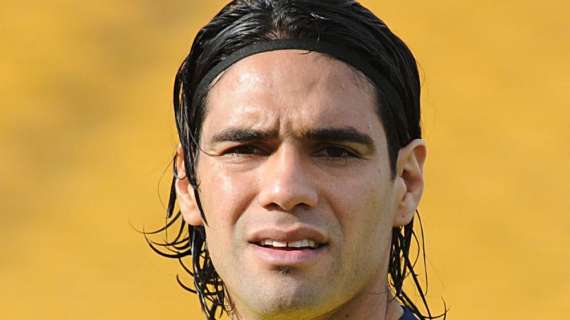 Falcao comienza la pretemporada con el Mónaco a la espera de una llamada del Madrid