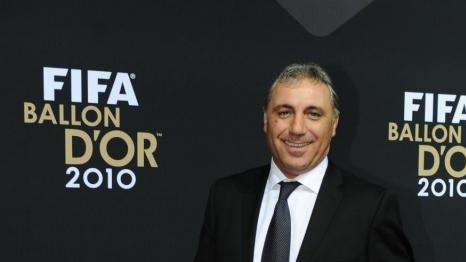 Stoitchkov atiza a Adán en Instagram