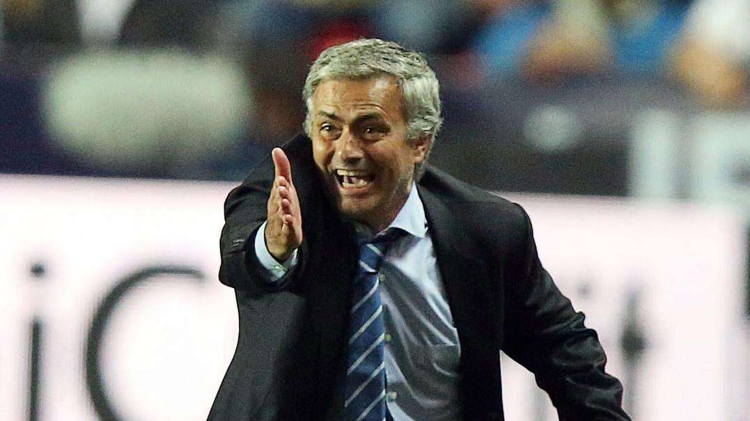 Manu Sainz, en El Chiringuito: "Mendes ha dado la negativa por Mourinho porque es feliz en Londres”.