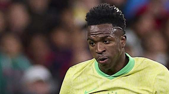 Vinicius da la primera victoria a Ancelotti y el billete para el Mundial con susto incluido
