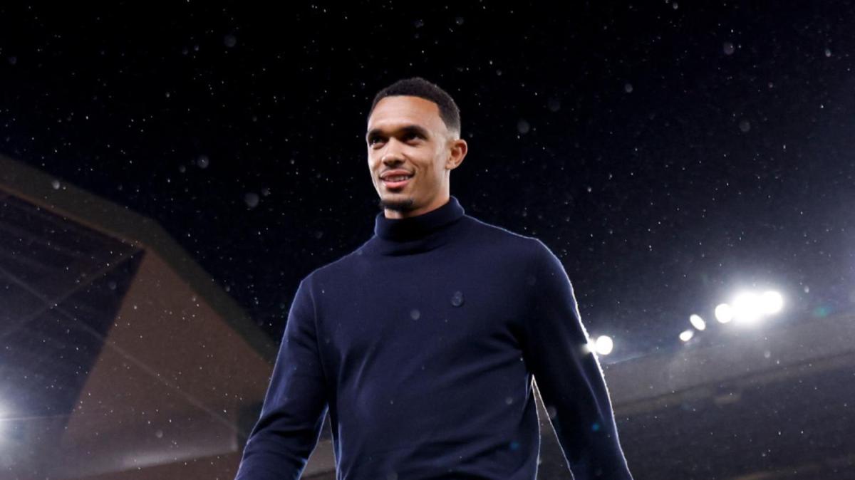 Decisión drástica de Alexander-Arnold con su futuro: bomba inminente