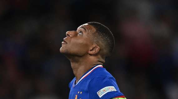 Kylian Mbapp&eacute; con Francia