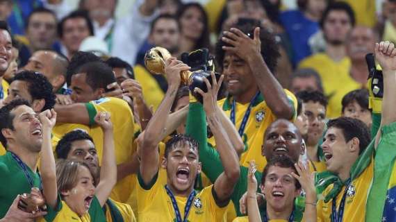 VÍDEO - Exhibición de Vinicius tras conocer el interés: "alegría para los aficionados del Madrid" dijo el comentarista