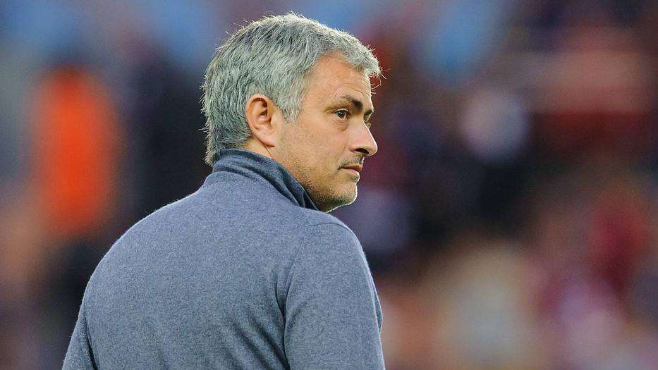 Mourinho: "La actitud de Cesc es la que espero de todos mis jugadores"
