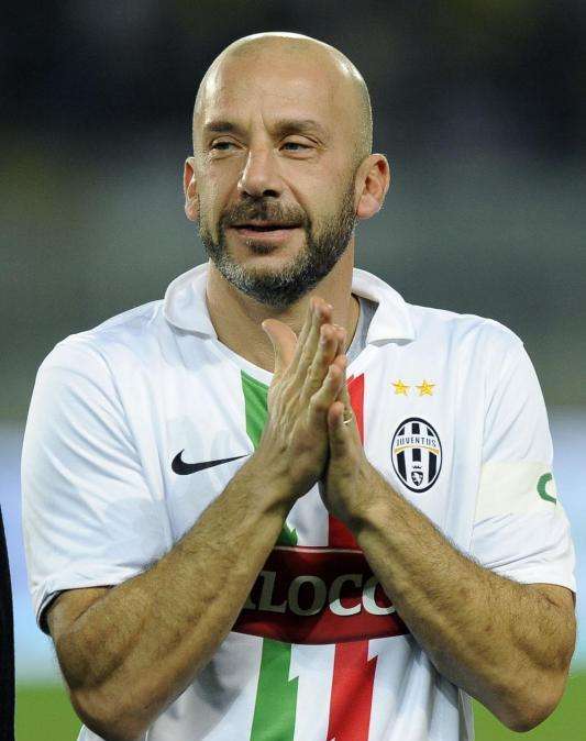 Vialli: "La Juve tiene el 75% de posibilidades de pasar"