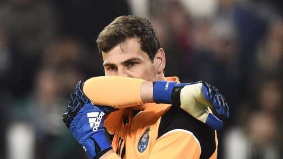 Casillas desmiente que se vaya a retirar: "Lo mismo de hace un mes"