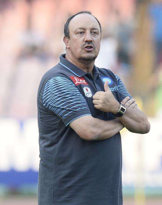 NOTICIA BD: Benítez firma su contrato y se instala en Valdebebas