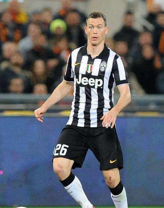 Lichtsteiner: "La Juve es uno de los equipos más fuertes en Europa, pero no al nivel del Real Madrid"