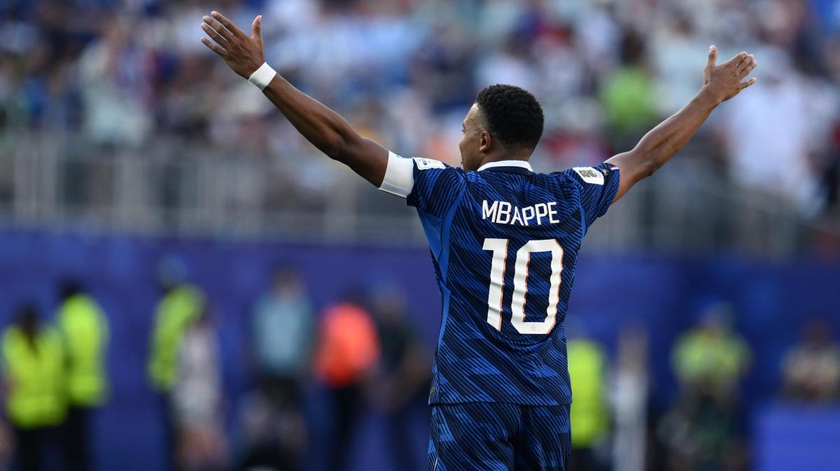 El cambio que querría Zinedine Zidane para Kylian Mbappé