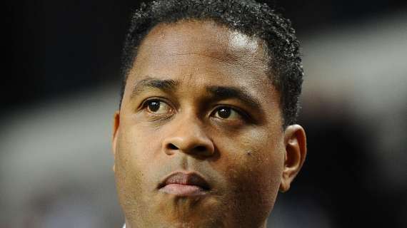 Kluivert: "¿Messi?, ¿cómo van a parar ellos a Robben?"