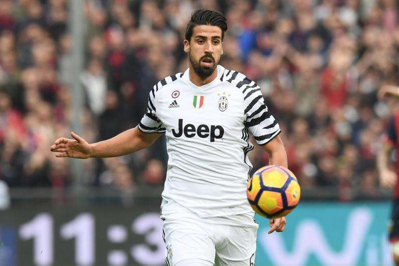 Khedira: "Dybala siempre se las arregla para dejar momentos especiales en el campo"