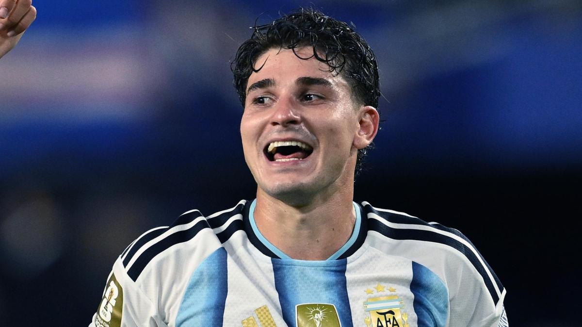 Julián Alvarez recula tras el escarmiento del Atlético de Madrid
