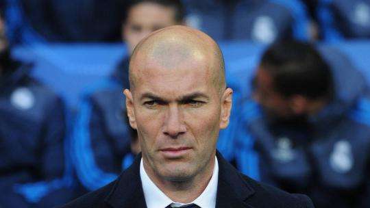 Roberto Palomar: "La influencia de Zidane es irrelevante. Pone alineaciones..."