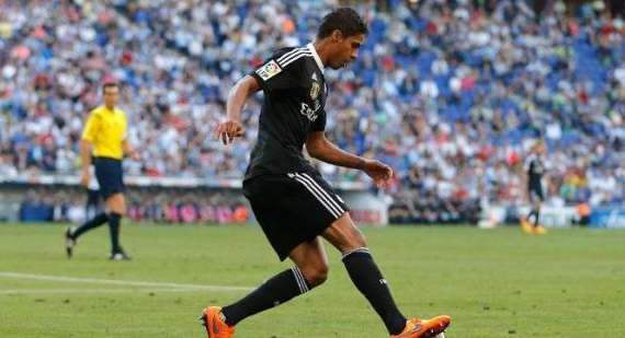 Daily Star: El United prepara una oferta por Varane