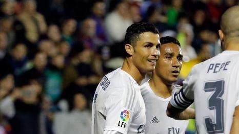 Pepe: "El equipo lo ha dado todo, es lo que pide la afición"