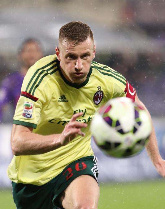 Abate: "Sufriré por mis compañeros ante el Real Madrid porque no estaré disponible"