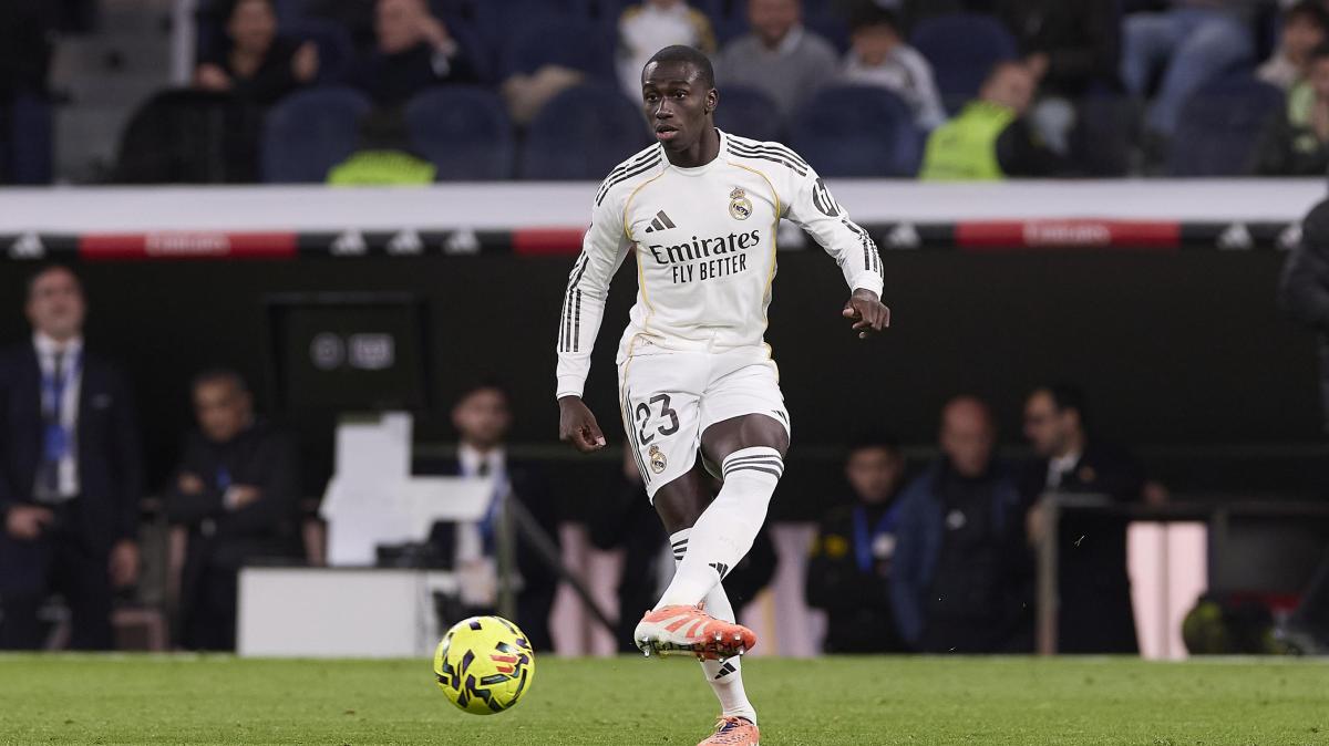 El Real Madrid quiere deshacerse de Asencio y Mendy: operaciones complicadas
