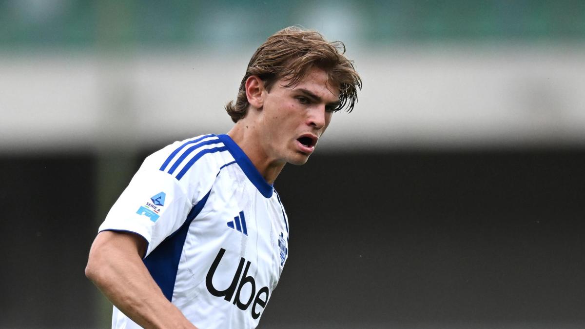 Nico Paz quiere quedarse en el Como, pero está en manos de Mourinho