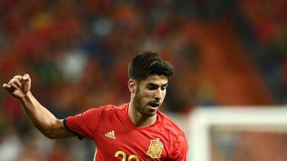 España | Asensio vuelve como titular y Ramos espera en el banquillo