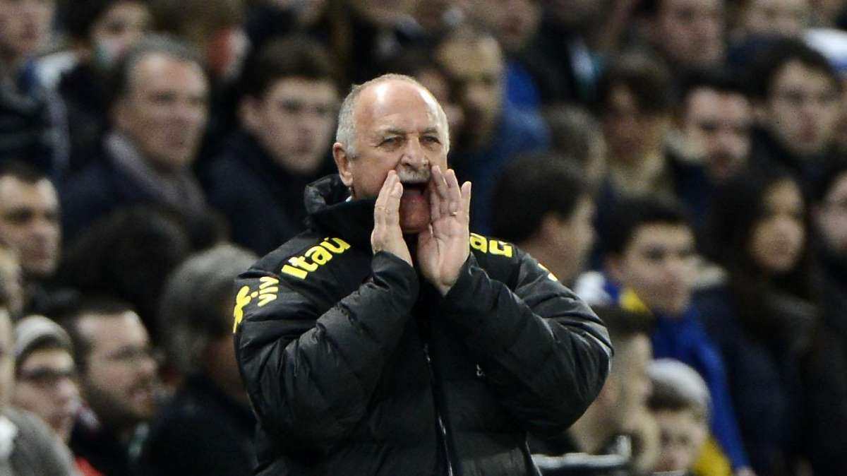 Scolari: "Aunque Neymar no juegue bien, para nosotros es maravilloso"