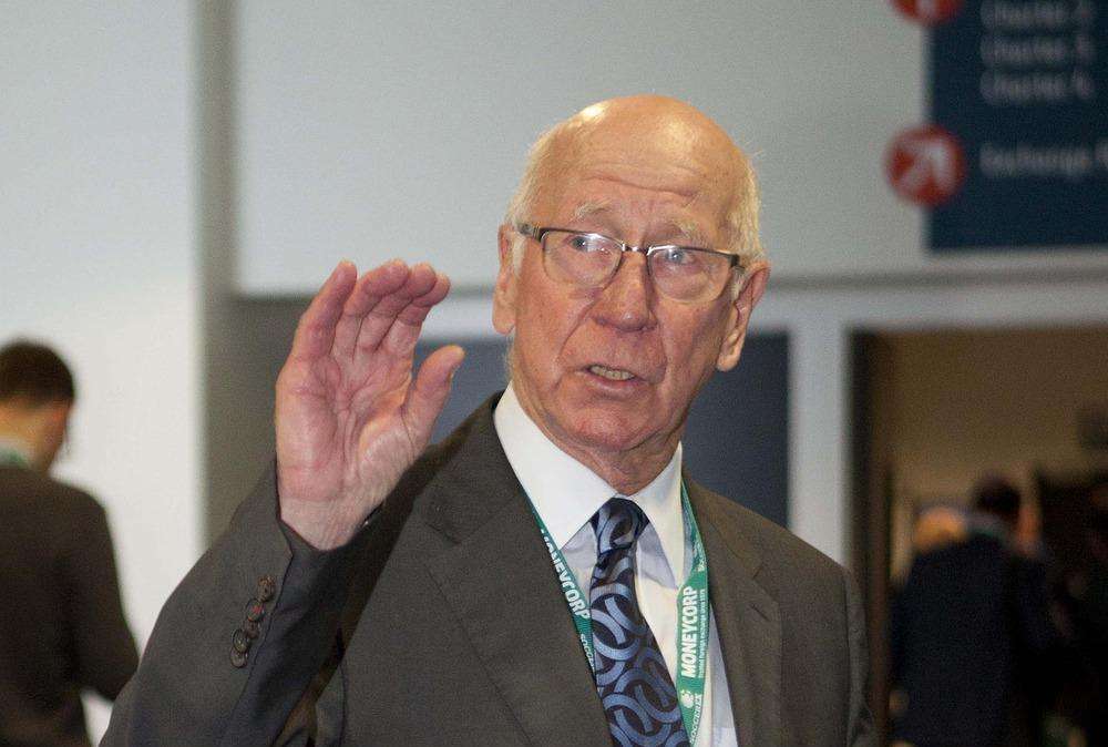 Bobby Charlton: "Cristiano está impulsando al Real Madrid"