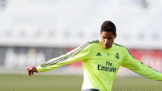 El Madrid se prepara para el Wolfsburgo sin Varane