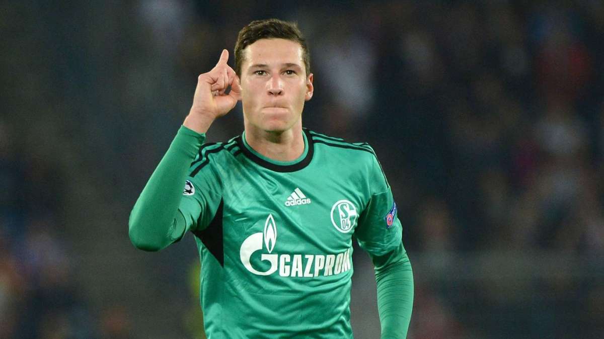 Daily Express: El Arsenal quiere a Draxler para sustituir a Özil