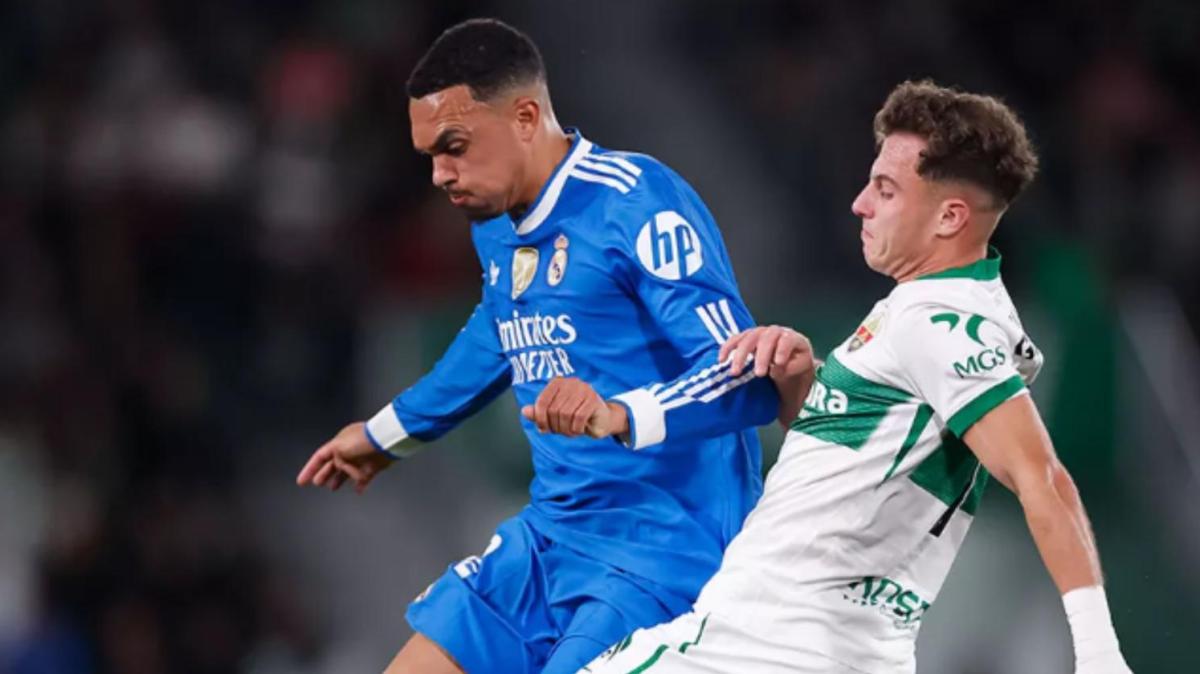 El Elche se prepara para enfrentarse al Real Madrid en el Bernabéu