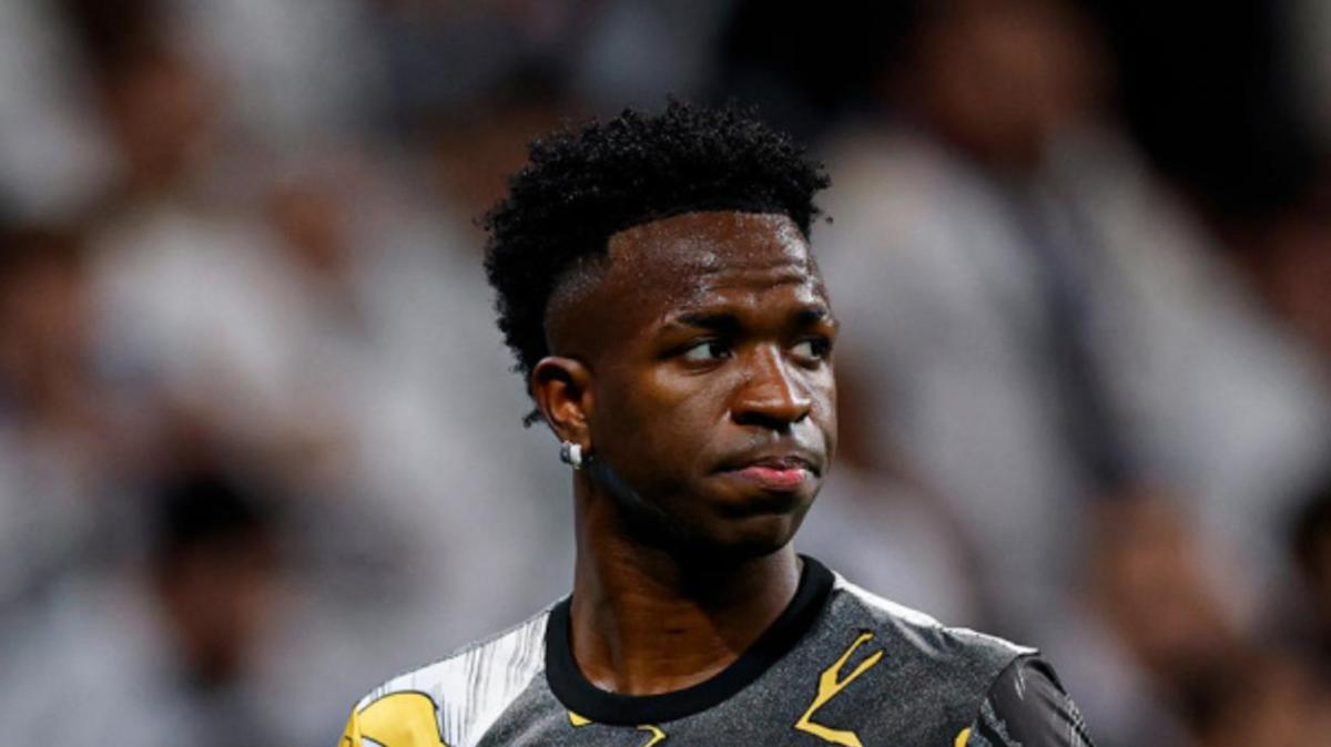 El VAR la vuelve a liar: penalti no señalado sobre Vinicius