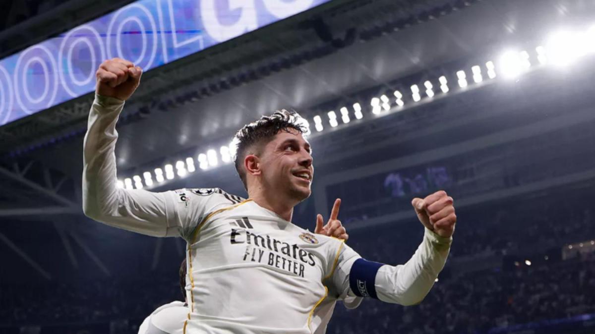 Un árbitro contradice a Munuera Montero con la expulsión de Valverde