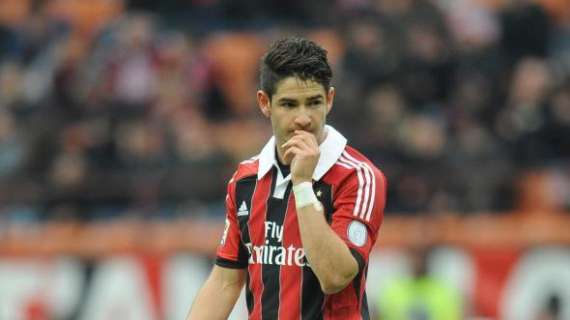 Chelsea y United, pendientes de Pato