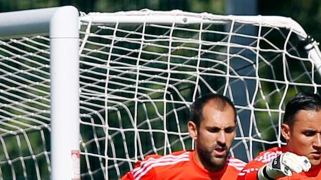 MARCA: Vecchi, sorprendido con Keylor Navas