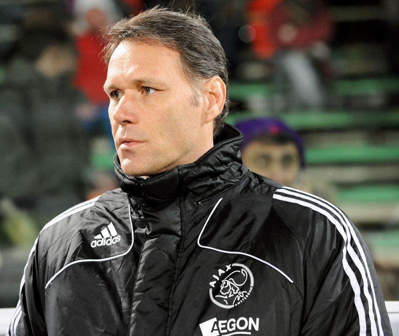 Van Basten: "Memphis Depay tiene un talento especial"