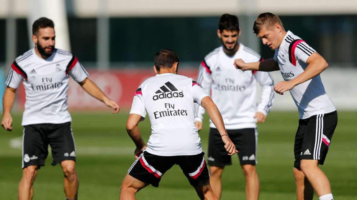 El Real Madrid completa la última sesión de entrenamiento antes del Levante