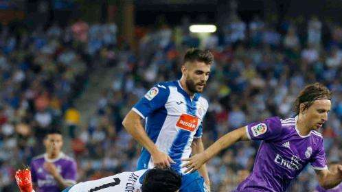 David Álvarez, en Realmadrid TV: "Es muy difícil ganarse al Bernabéu y Modric lo ha conseguido"