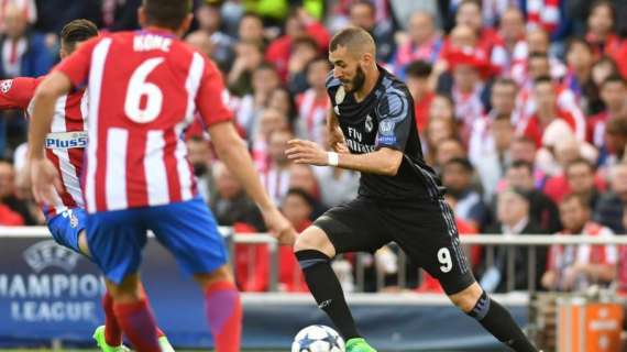 Benzema se despide de Xabi: "Un placer jugar a tu lado. Gracias maestro"