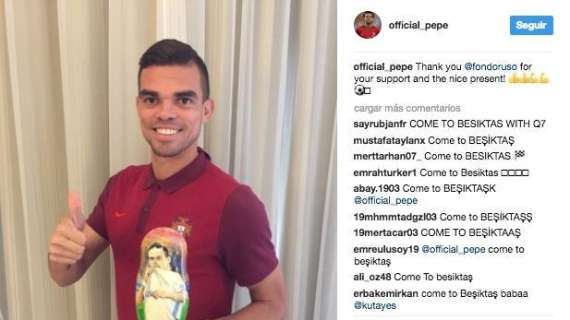 FOTO - Pepe recibe un regalo muy especial de parte del madridismo