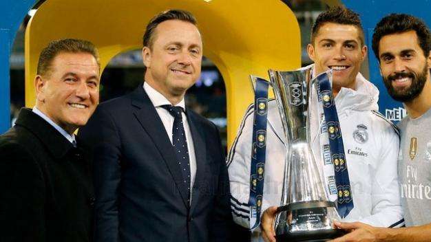 Ramos no recogió el trofeo al estar tratándose en el vestuario