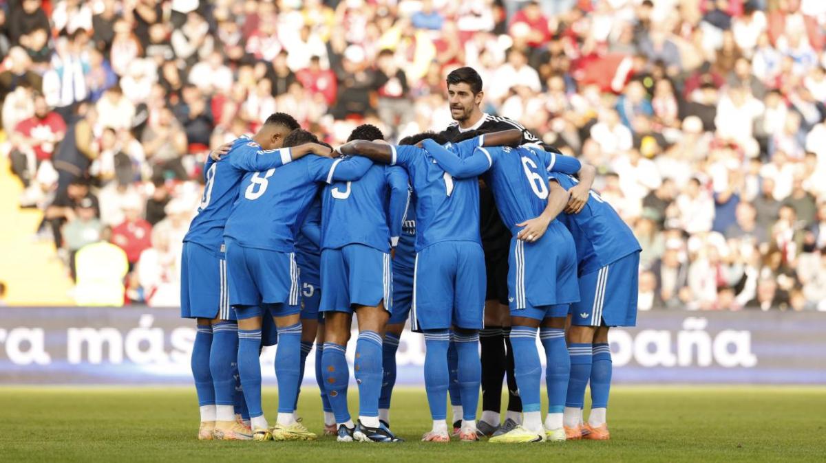 Mucho ruido desde fuera, pero el Real Madrid sobrevive al caos