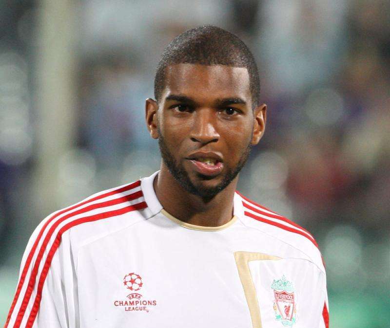 Ryan Babel: "Yo no soy Cristiano Ronaldo pero voy a esforzarme"