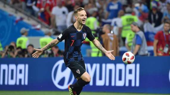 Rakitic admite el interés del PSG pero seguirá en el Barcelona: "Me quedo"