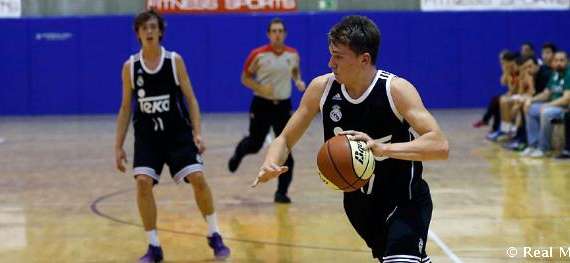 El Real Madrid junior se impone en la final del Torneo de Hospitalet