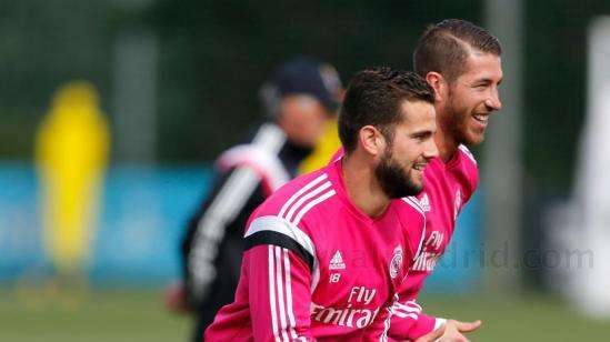 Ramos vuelve a ejercitarse con el grupo