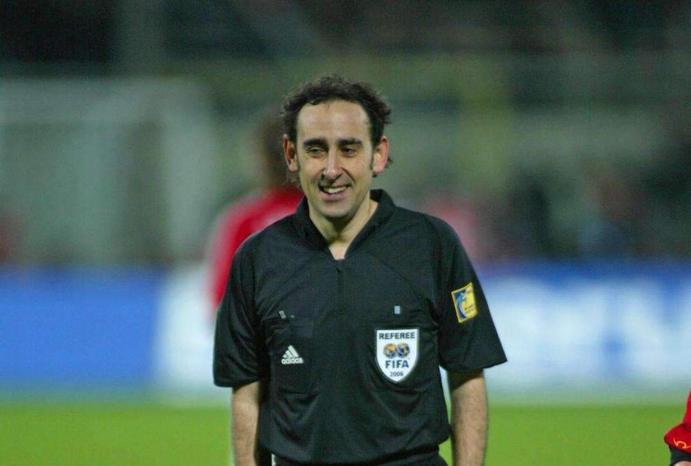 Iturralde González, en La Goleada: "Diréis que Clos es ciego y malo, pero si ve la mano de Ramos, la pita"