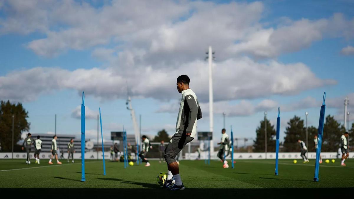 Cuatro bajas y el susto con un futbolista clave en el Real Madrid