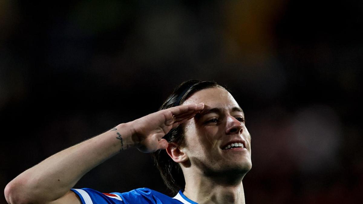 Álvaro Carreras sigue al alza: nominado a un premio de LaLiga