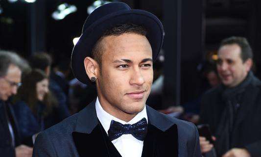 Jugones: Neymar guarda silencio sobre su futuro