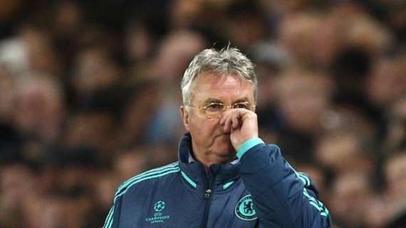 Hiddink: "Creo que a Hazard le quedan unos cuantos años en el Chelsea"